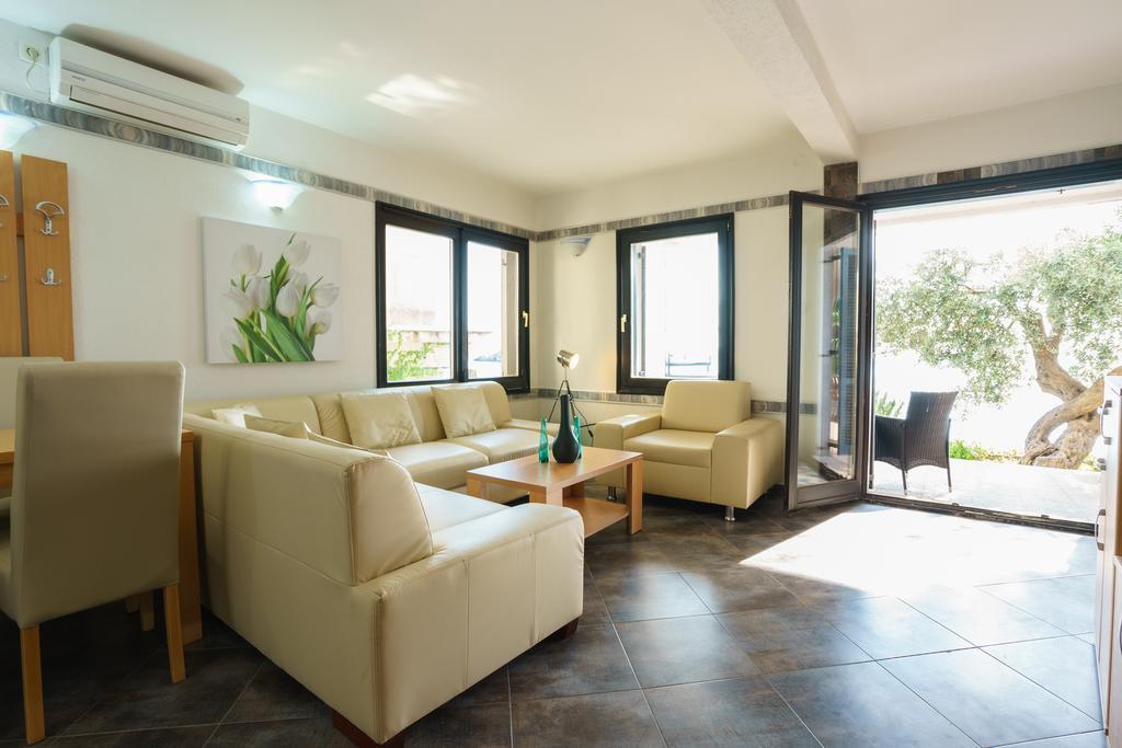 Apartments Zezelj Sveti Stefan Kültér fotó