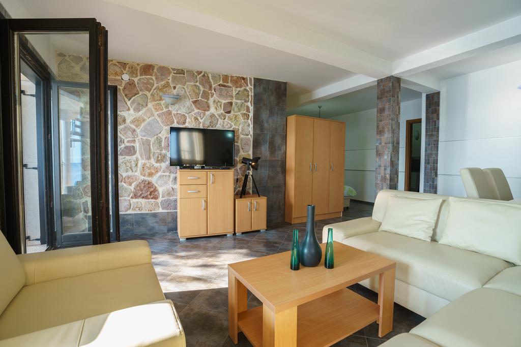 Apartments Zezelj Sveti Stefan Kültér fotó
